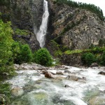 Waterfall in Norway: Svouyfossen